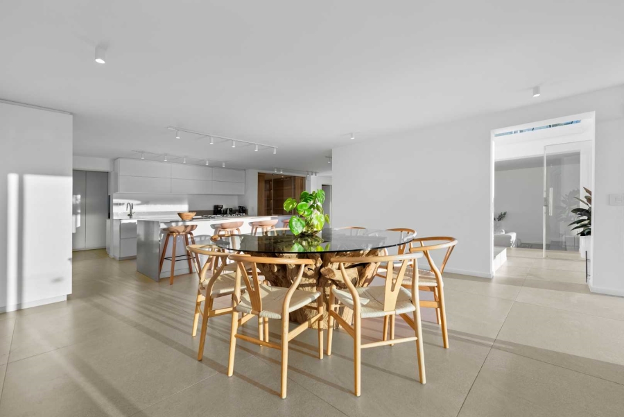 5 Bedroom Property for Sale in Camps Bay Western Cape